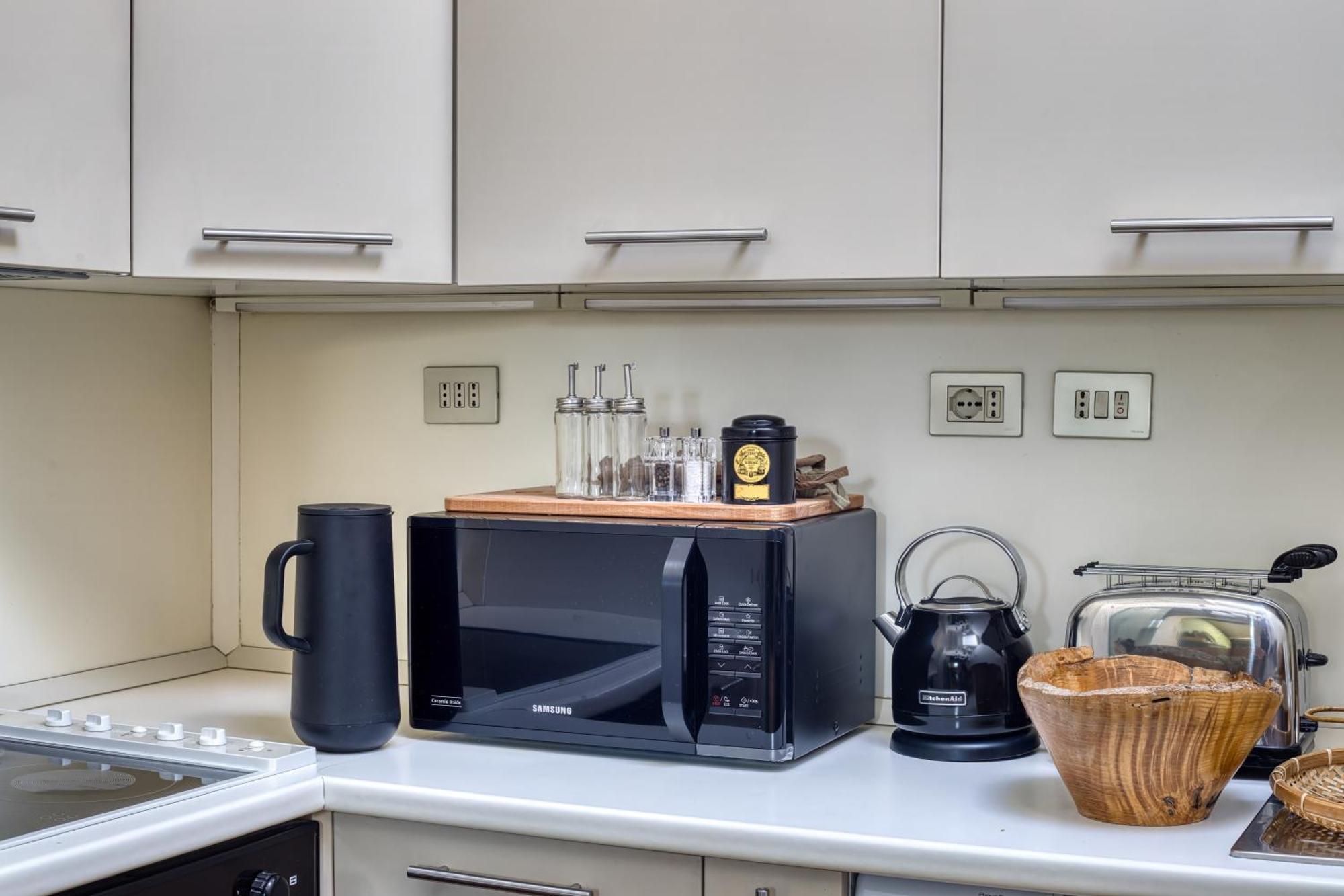 The Green Oriental; Gem In The Duomo City Center Apartment Милано Екстериор снимка