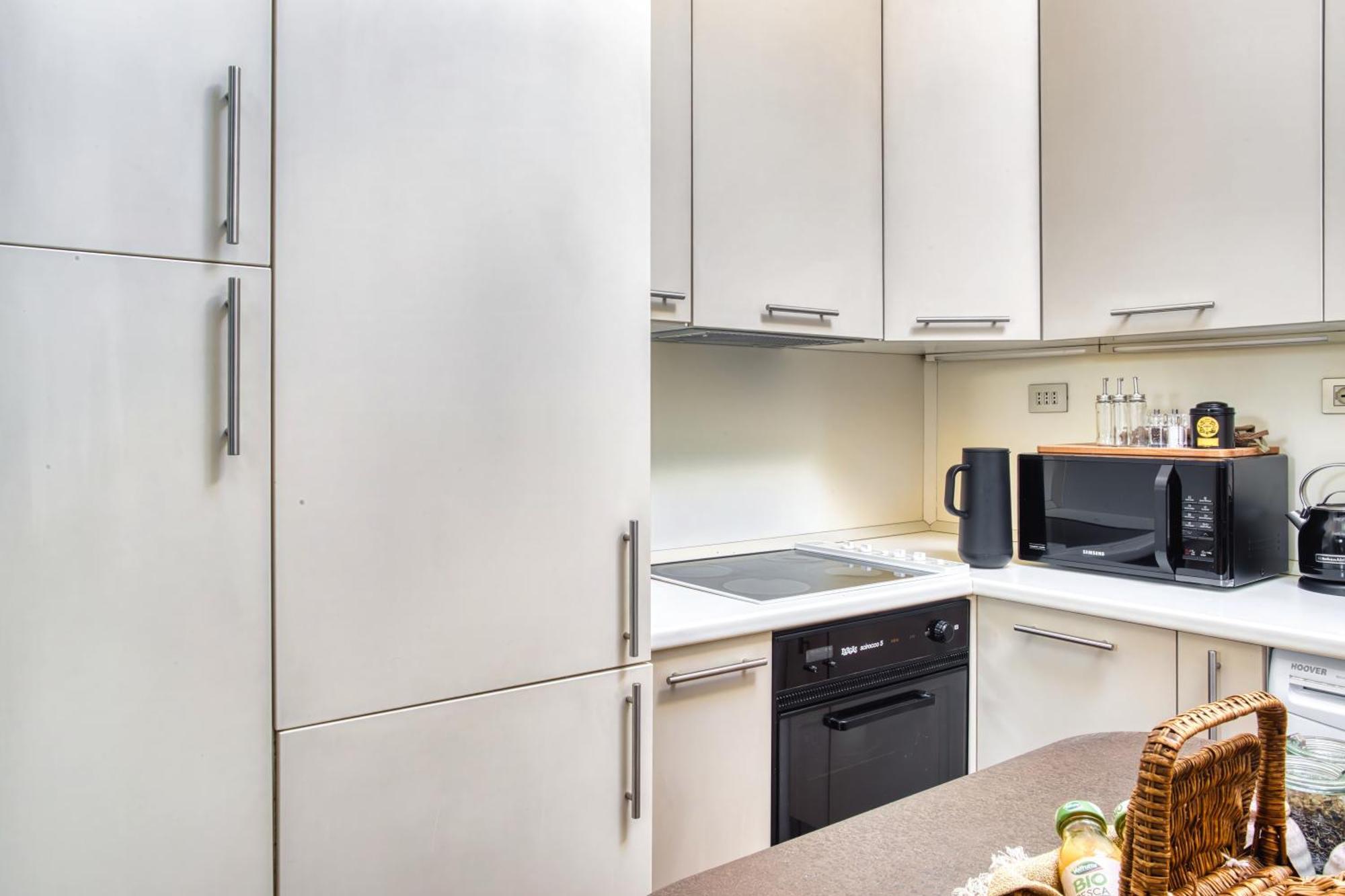 The Green Oriental; Gem In The Duomo City Center Apartment Милано Екстериор снимка